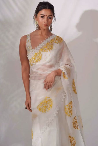 Navratri white saree outfit