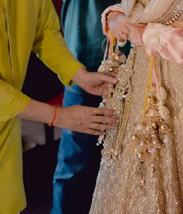 Parineeti accessorized wedding lehenga with Challa