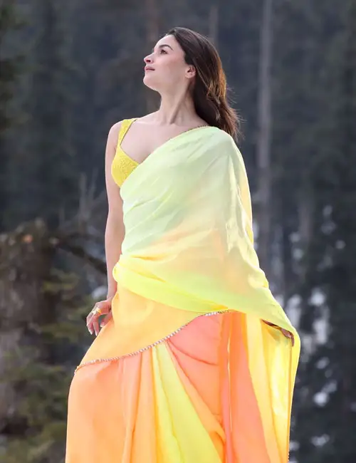Alia Bhatt wears yellow ombre saree in Rocky aur Rani film