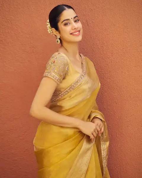 Janhvi Kapoor wore pastel yellow tissue saree